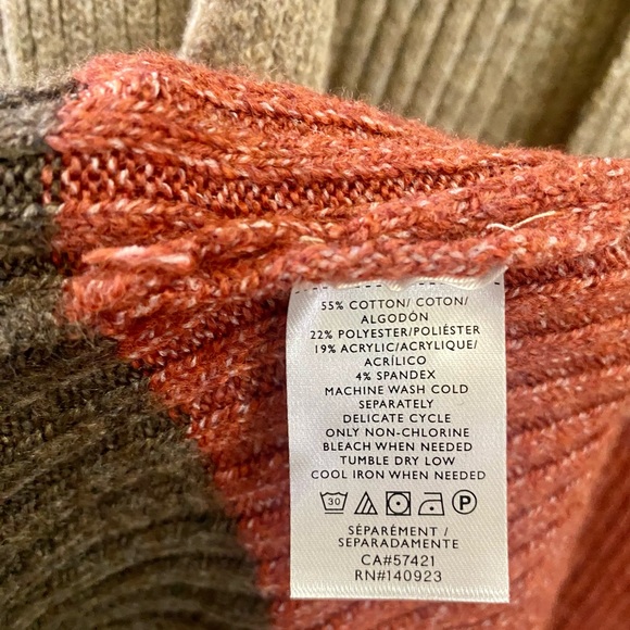 LOFT color block maxi sweater. Size Medium - Picture 4 of 4